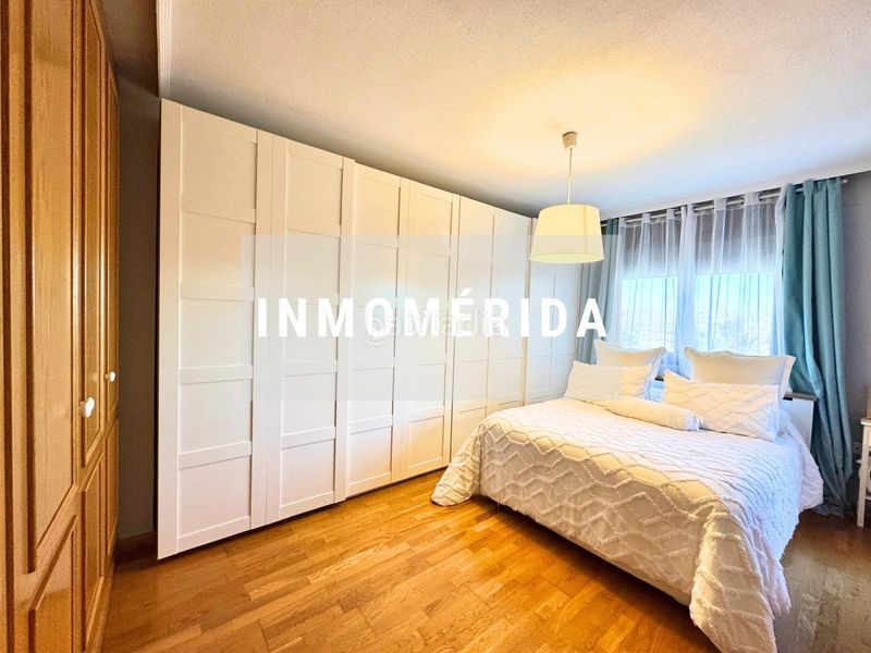 Foto cab85b85-fb1f-4b1d-9220-d1a5aa4c6663. Casa adossada amb calefacció aparcament piscina a Mérida