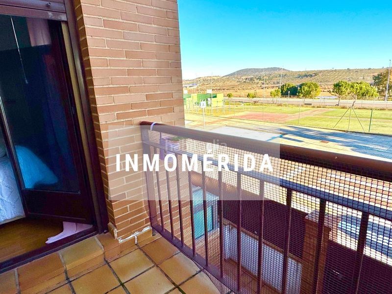 Foto d1e4882f-99c1-4819-8c8e-8875baf87f3a. Casa adossada amb calefacció aparcament piscina a Mérida