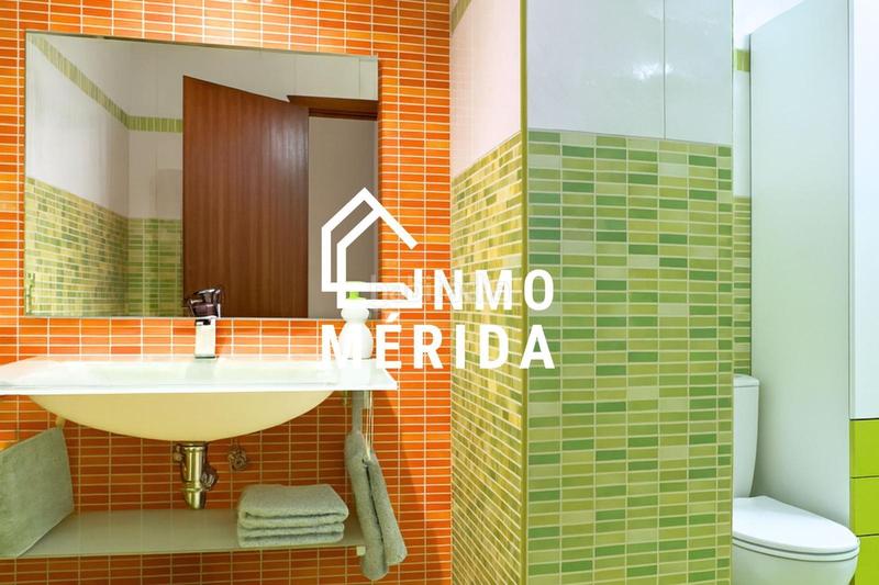 Foto 207e9503-169f-4b1d-901d-9951ed6969fc. Etagenwohnung mit parking in Sur Mérida