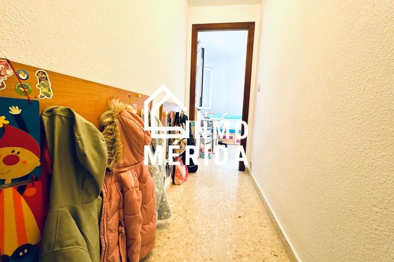 Foto 5d7fc4b5-023b-4cac-b9df-215ba06ffc46. Etagenwohnung mit parking in Sur Mérida