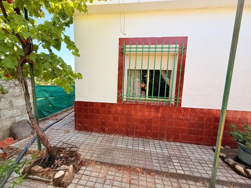 Foto e7f7a8c2-f831-40ba-91f4-b44cfb554980. Casa en Valverde de Mérida