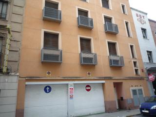 Parking coche en Centre. Plaza de garaje en el centro de alzira