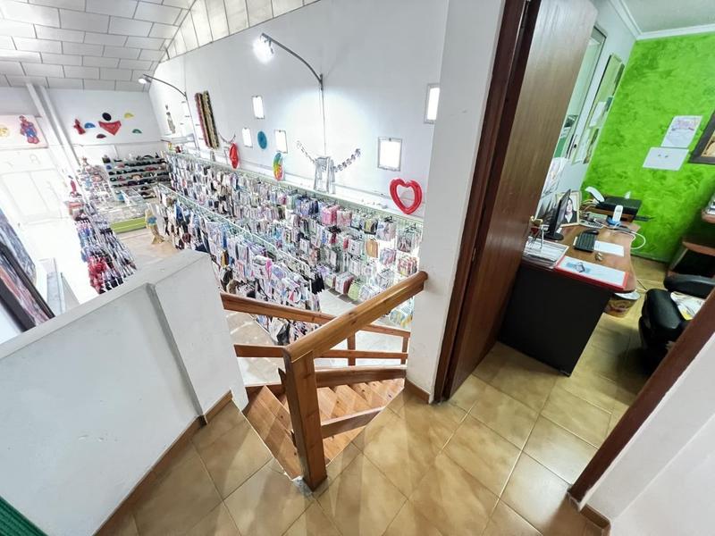 Foto a9ce8870-a57b-46c3-a536-570d85dd55ef. Fabrikhalle in Urbanitzacions i Pedanies Nord Alzira