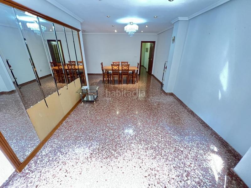 Foto 0c37b411-618d-4de3-ad53-15ccd5c8cd66. Pis a Pere Crespí Alzira