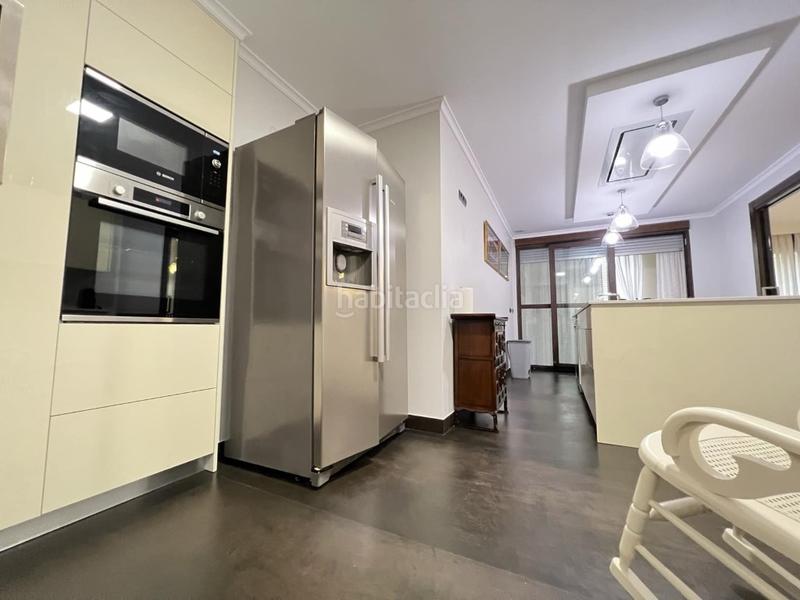 Foto 2facfef4-888f-4be7-bd68-6562e6060cd5. Piso excelente y único piso recién reformado íntegramente en la avenida santos patronos en una magnífica finca y con una supe en Alzira