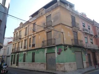 Maison à Carrer dels reis catòlics 112. Edificio céntrico y económico en reyes católicos