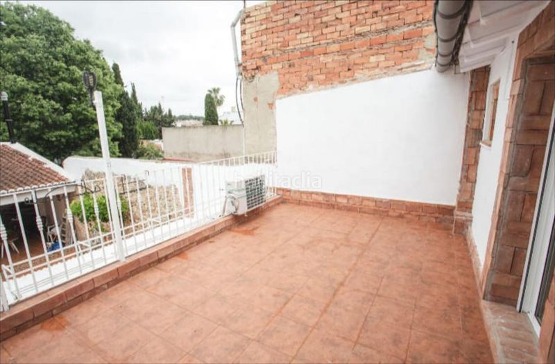Foto 483dbc11-82da-47dd-bdbd-30a5554a4753. Casa pareada casa en Manuel