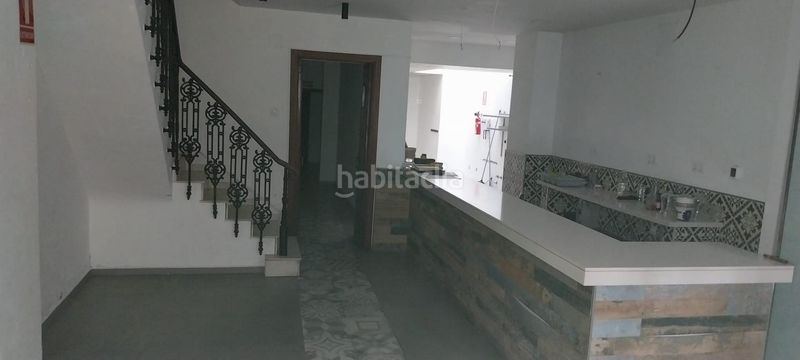 Foto 73d3f4cd-8799-4faf-a08a-7ea9b053aa45. Casa aparellada a Centre Alzira