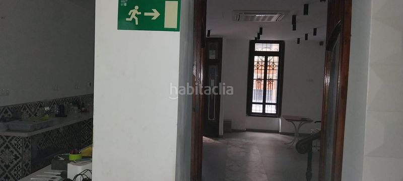 Foto 95622c33-4bf7-4938-bd20-d92a6aa34e87. Casa aparellada a Centre Alzira