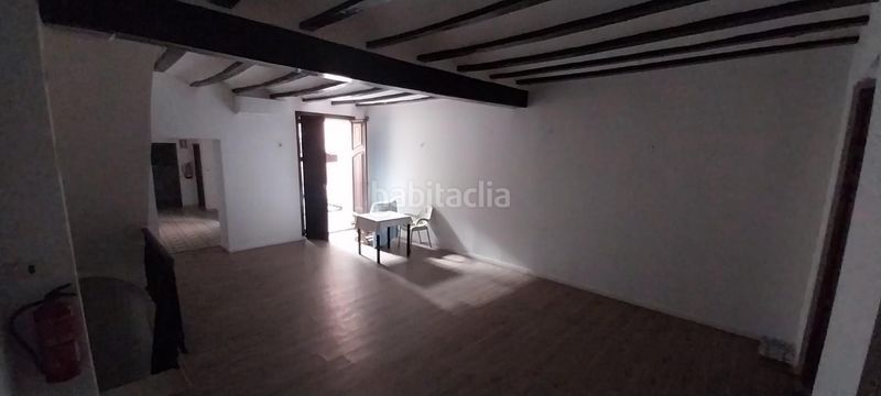 Foto 3572c3c9-f794-4989-baf8-2566afad7305. Casa aparellada a Centre Alzira
