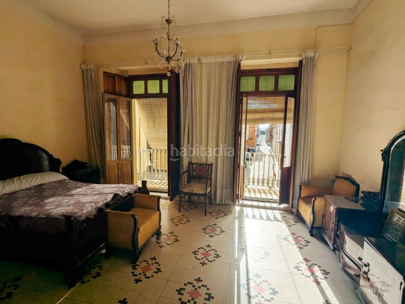 Foto a6a9318f-46ea-49fb-8eb6-825e55331b6d. Casa a Centre Alzira