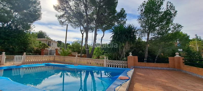 Foto 760c234e-7b53-4e43-bd28-09509e5422de. Casa chalet en Alberic