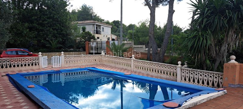 Foto a2e7c9e9-71a7-4302-9a62-d74e6189a81b. Casa chalet en Alberic