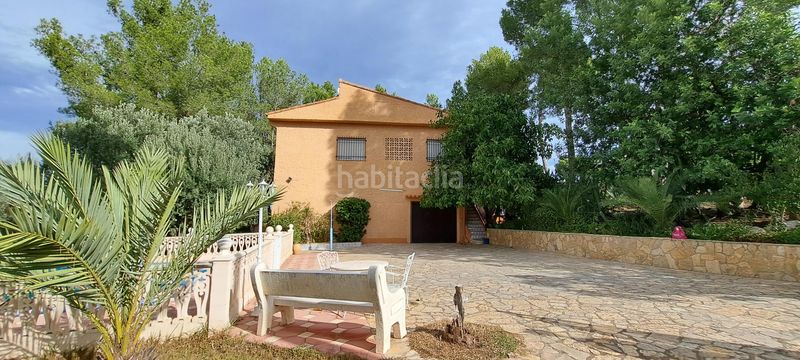 Foto b3e362ae-2cbd-42d2-a4ba-06e4eefadca5. Casa chalet en Alberic