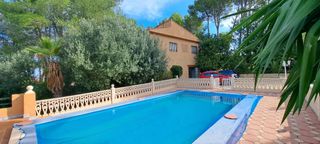 House in Alberic. Chalet en alberic