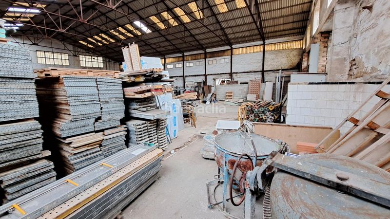 Foto aecb4abf-ff7e-4b84-a817-0b040a1bce04. Nau industrial a Guadassuar