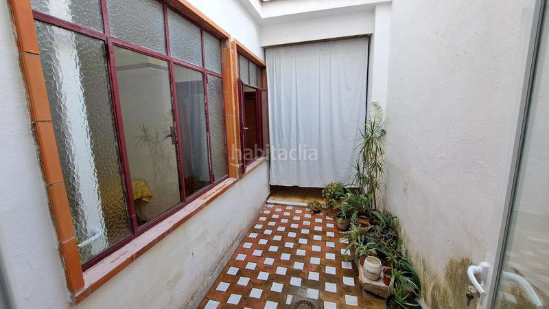 Foto eb7cfeaf-490a-4f5d-b3df-04a48560a53a. Casa  centrica en Centre Alzira