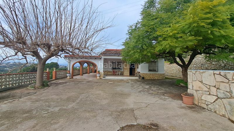 Foto 5be3a385-1178-462c-bd83-4120abc8570c. Casa amb piscina a Centre Alzira