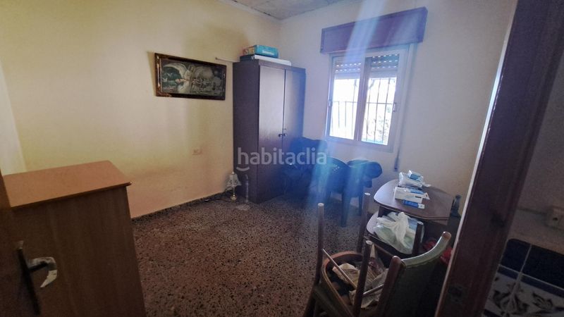 Foto b81a58b4-fff2-4ff9-a7c2-53e945e2742f. Casa amb piscina a Centre Alzira