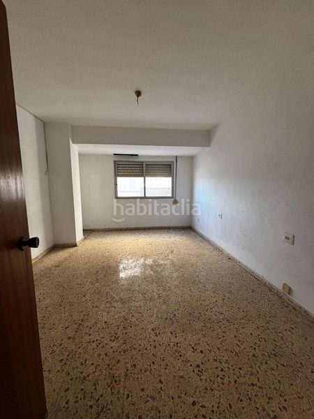 Foto d0f3e6a3-5488-46c1-9c31-bf08ec187adc. Pis a Centre Alzira