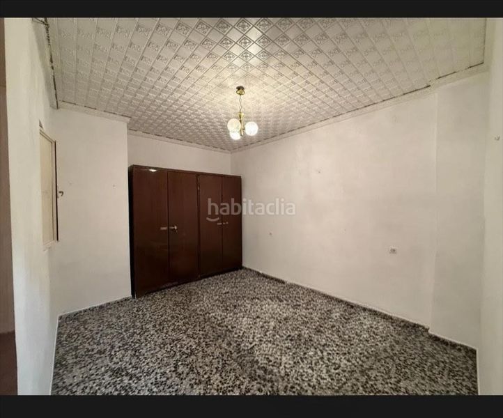 Foto 8a0178c5-a9a1-4488-8921-c9ba39326d60. Casa adossada a Guadassuar