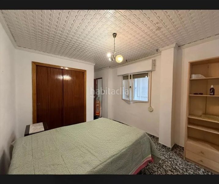 Foto edcfe917-1ad4-46ef-b18c-b5c1b83e3b5d. Casa adossada a Guadassuar