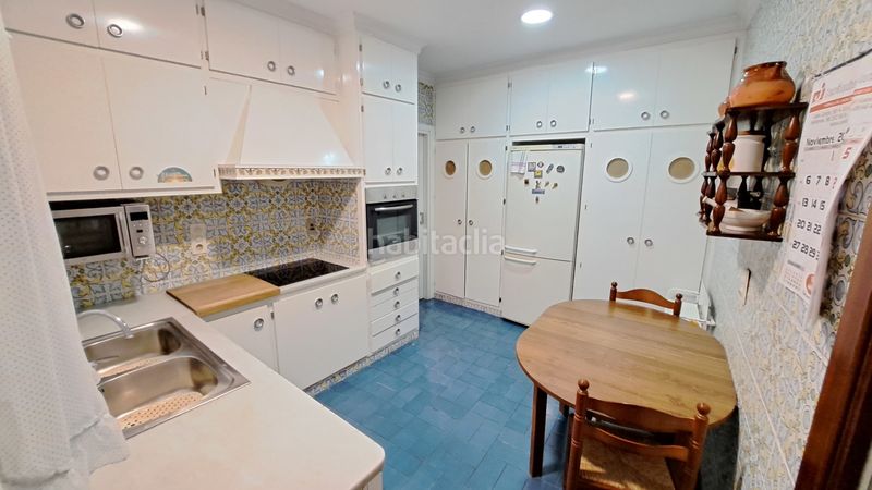 Foto 10fe86db-118c-42c3-9f77-a59878d84478. Casa adossada a Guadassuar