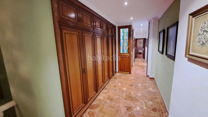 Foto e2ccf0fd-1e9a-469b-b4d6-d2f8911df268. Casa adossada a Guadassuar