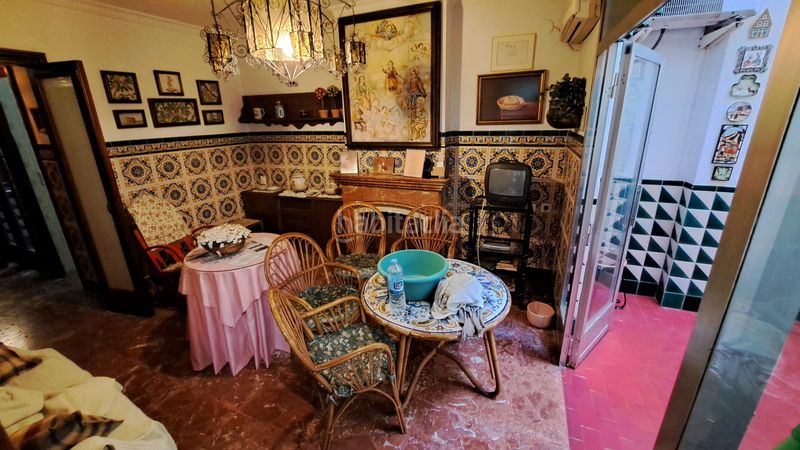 Foto e71e97fa-0c26-4d7b-ad32-a9d6a05749fd. Casa adossada a Guadassuar