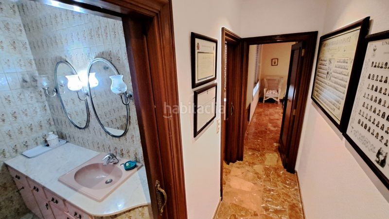 Foto ee207751-be02-4e74-a8e6-0aba6d7e4b27. Casa adossada a Guadassuar