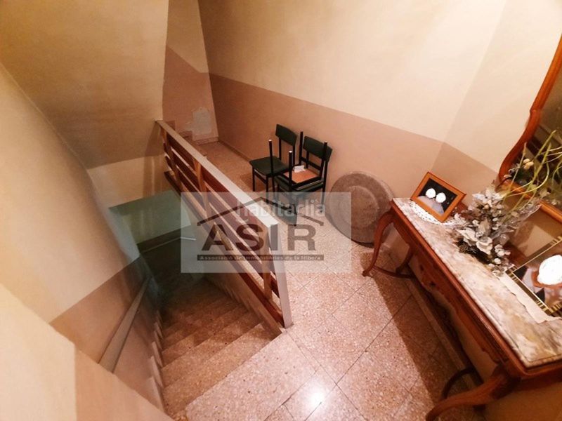 Foto 3f3eea92-1943-43e4-ab14-18c5d53cf391. Pis a Corbera
