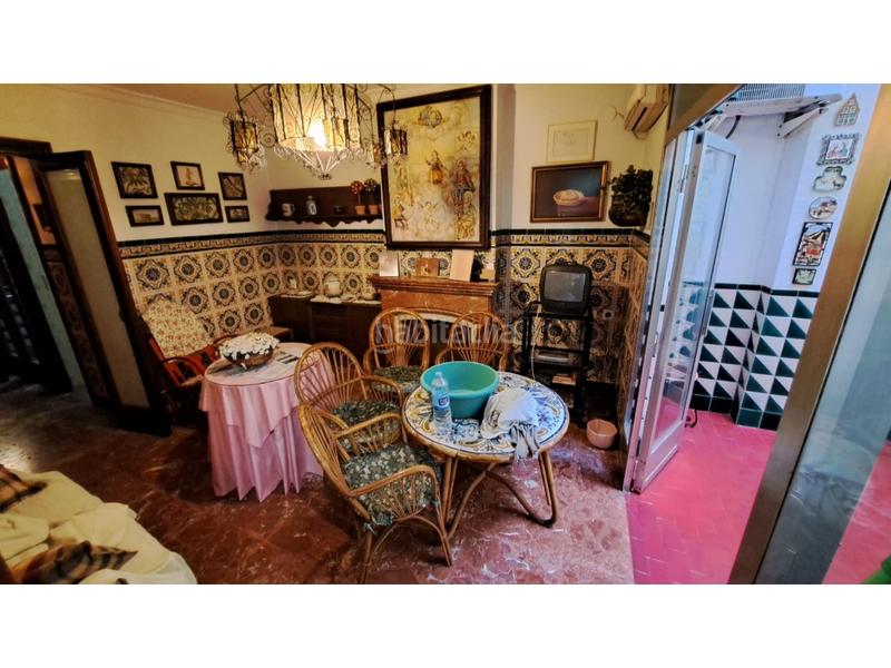 Foto 54c0f15b-49bd-4373-84f6-fb1e765504b9. Casa espléndida casa en el centro en Guadassuar