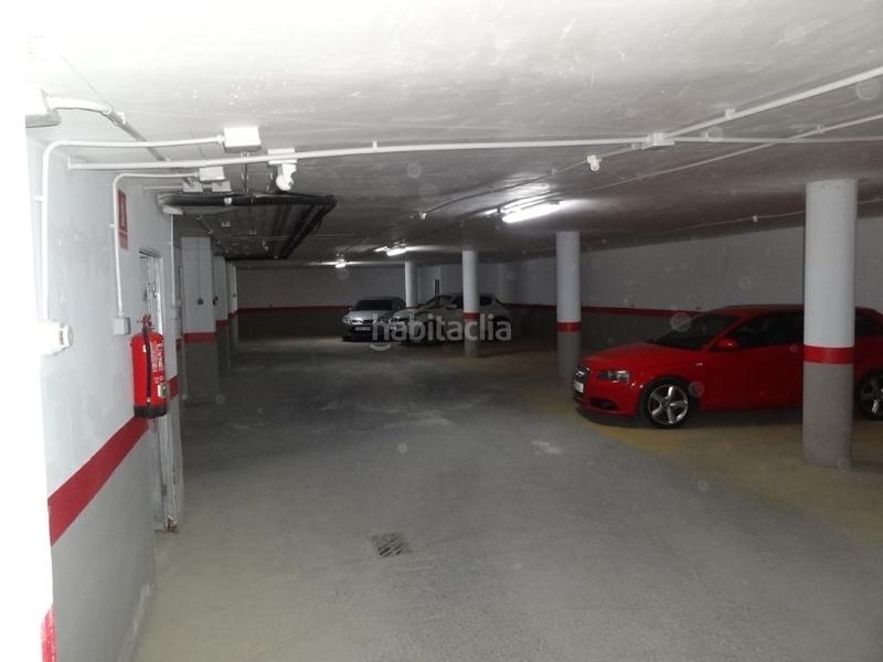 Foto 847635e7-27b9-4112-8b4c-b4526337e1a8. Autoparkplatz in Benifairó de la Valldigna