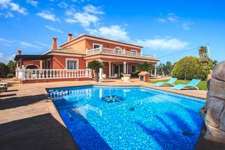 Chalet en Carrer germans ferchen 3. Casa o chalet independiente en venta en camino partida els palma