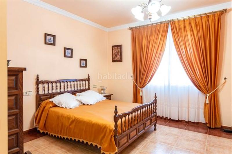 Foto e2a63fdf-9294-4759-95e3-221cd9494246. Chalet in carrer germans ferchen 3 in Centro Urbano Dénia