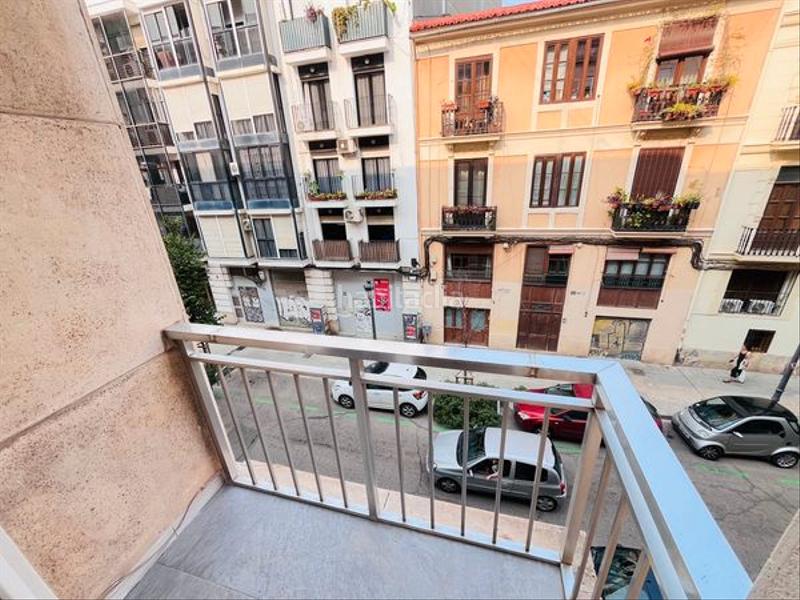 Foto cce716c6-80ed-4fad-903f-cfed873061c1. Pis a carrer del túria 20 a El Botànic Valencia