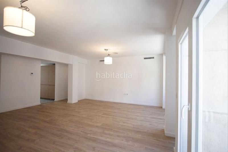 Foto e4c83576-3c22-42c3-b156-1d5cb62fe117. Pis a carrer del túria 20 a El Botànic Valencia