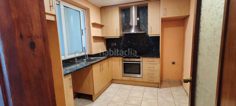 Foto af5299ec-45fd-4542-89e8-9f1f038cb450. Edifici a Sant Hipòlit de Voltregà