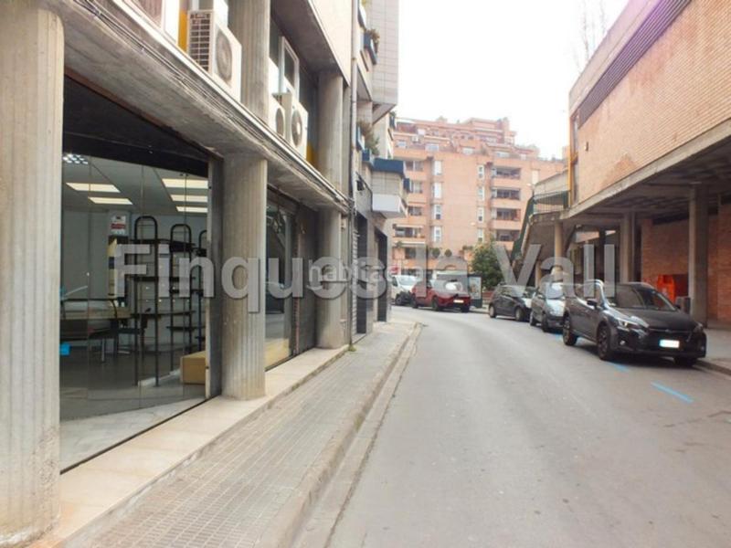 Foto bd4a4109-0e11-489c-94ad-9a88016fdb4d. Alquiler local comercial local de lloguer a en Centre Vic