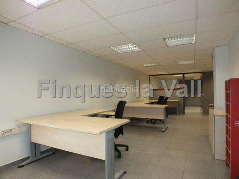 Foto 9424211c-d03f-4dbb-9edf-e711129891db. Miete geschäftsraum mit heizung in Centre Vic