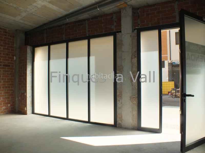 Foto 21668064-f0d9-4910-92bf-bbe28063ff72. Local commercial dans Tona