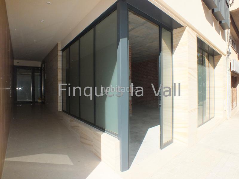 Foto 5176380f-295c-4f68-8ea4-787c570b3931. Local commercial dans Tona