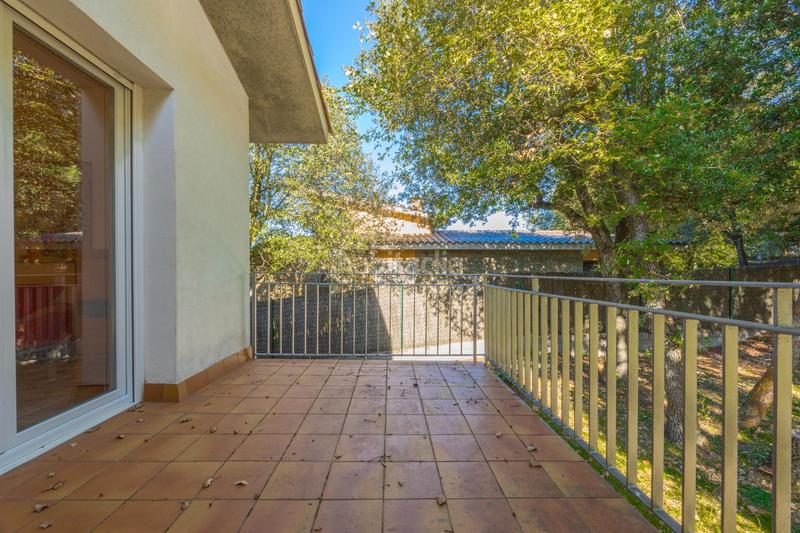 Foto 200b272c-127d-4d72-b3c6-a9acb7579af9. Chalet mit kamin heizung parking in Folgueroles