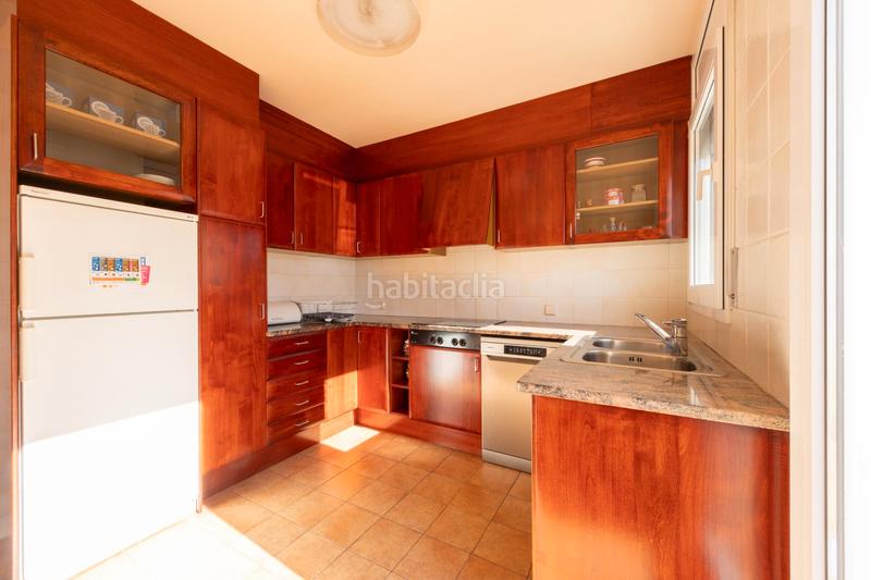 Foto 79a8fbf8-ec38-4101-b586-5932826c041c. Chalet mit kamin heizung parking in Folgueroles