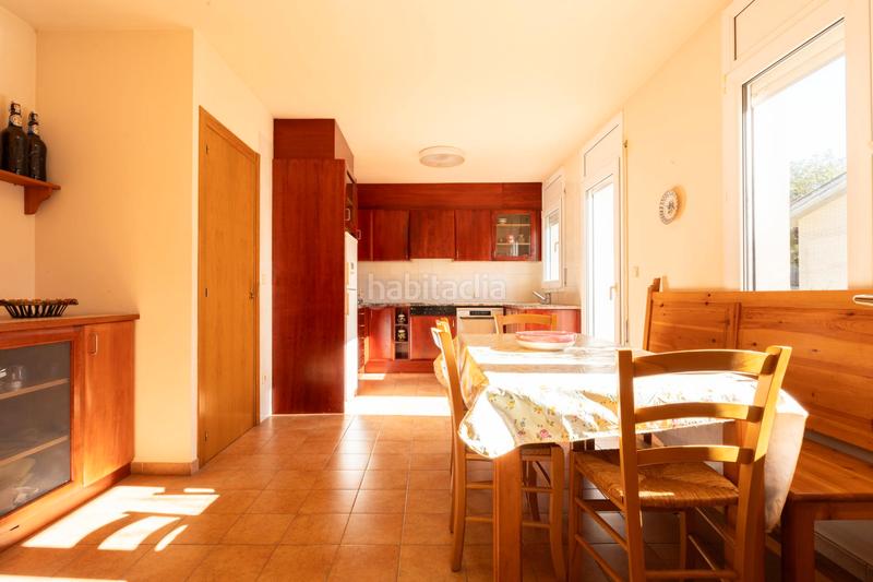 Foto ab6d40a6-30d7-4866-8848-8bc76bd37836. Chalet mit kamin heizung parking in Folgueroles