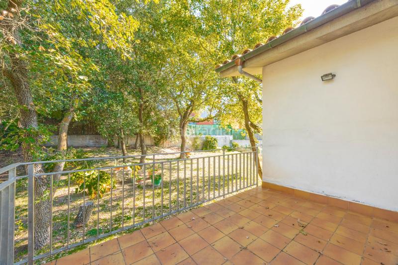 Foto b780160b-55e9-48e8-8c22-90b01da21d53. Chalet mit kamin heizung parking in Folgueroles