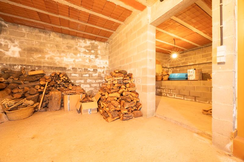 Foto cfbda239-a5fb-46cc-9af5-7bff7b358166. Chalet mit kamin heizung parking in Folgueroles