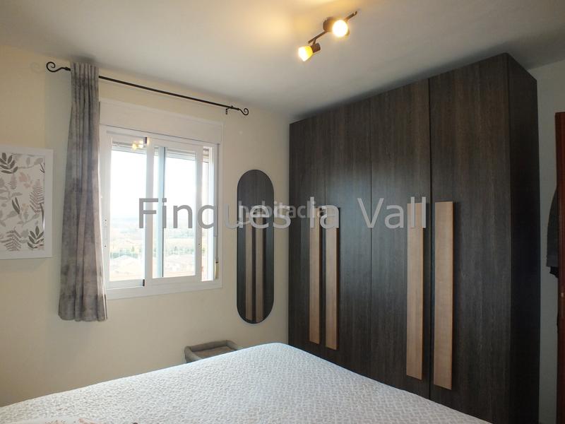 Foto 587bdd6a-d3bf-4a0e-9ad8-c6a7d1850ac6. Piso en passatge de la font dels frares 26 pis en venda a en Vic