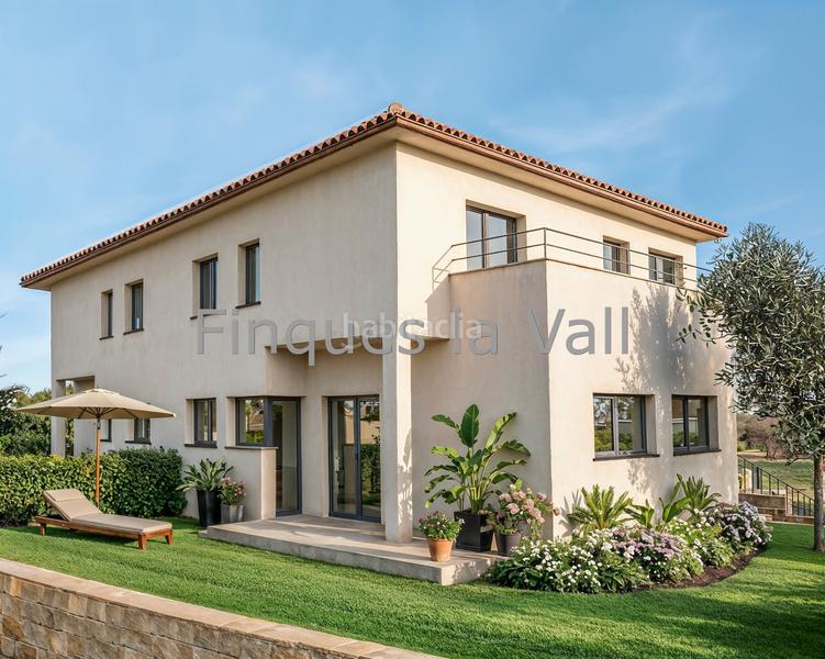 Foto 4937aa41-c387-4844-9870-433b42f11b58. Casa adossada amb aparcament a Roda de Ter