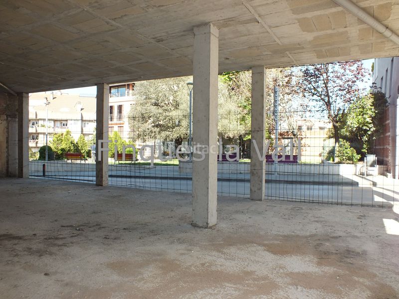 Foto dee47aad-a2ca-47c1-bc35-a1c671e77998. Local comercial amb calefacció a Roda de Ter